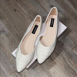 Women's white Flats size 8